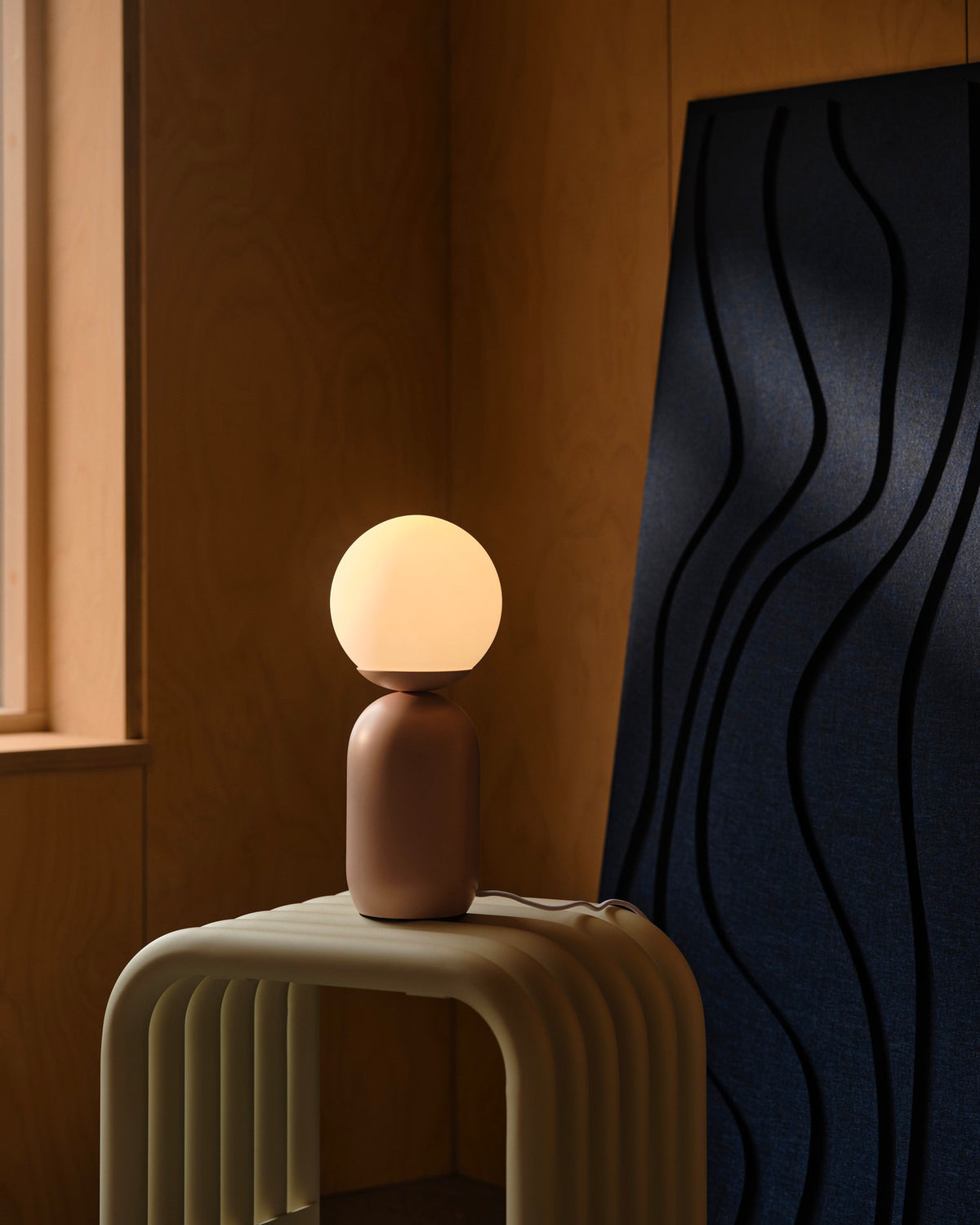 Lampada da tavolo in metallo e vetro Notti