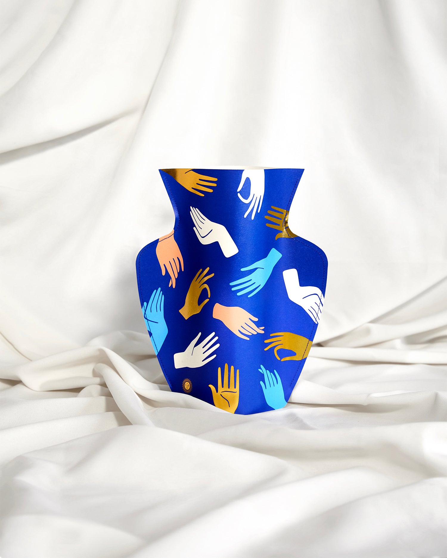 Vaso decorativo di carta Hamsa