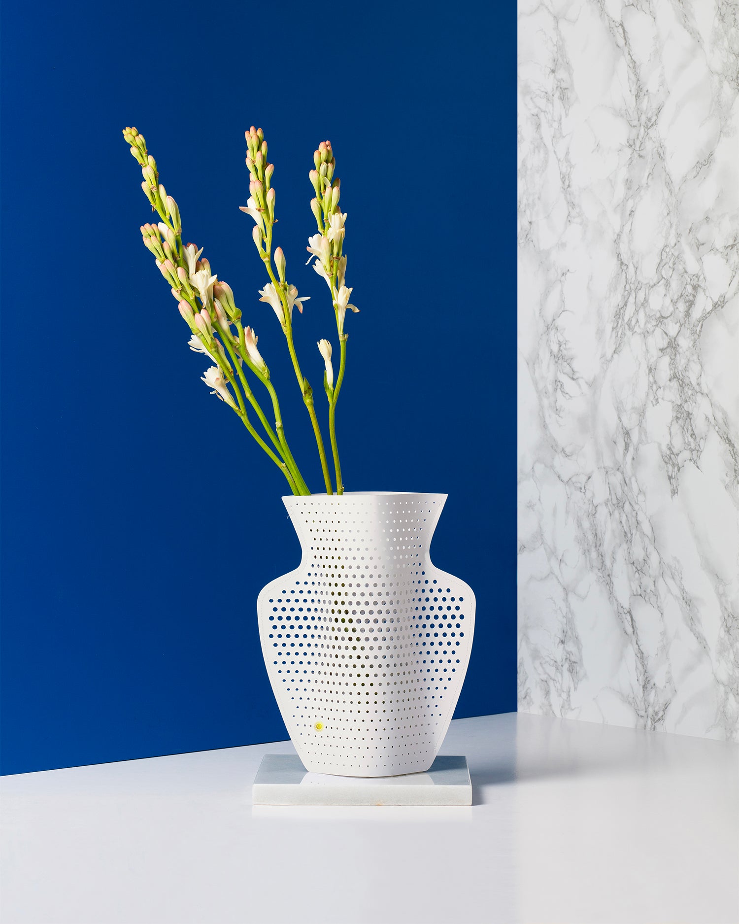 Vaso decorativo di carta Cyano