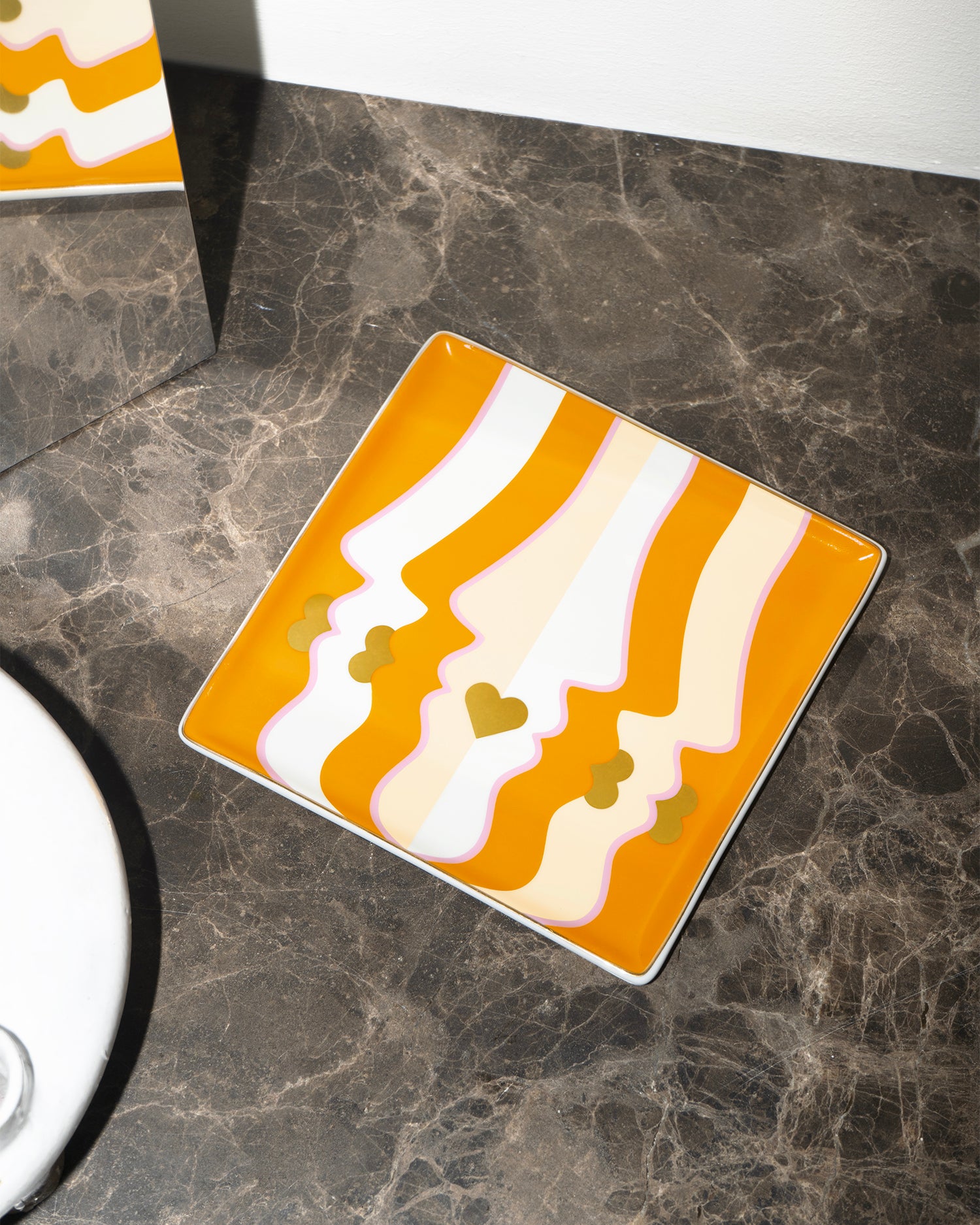 Vassoio decorativo in ceramica Beso