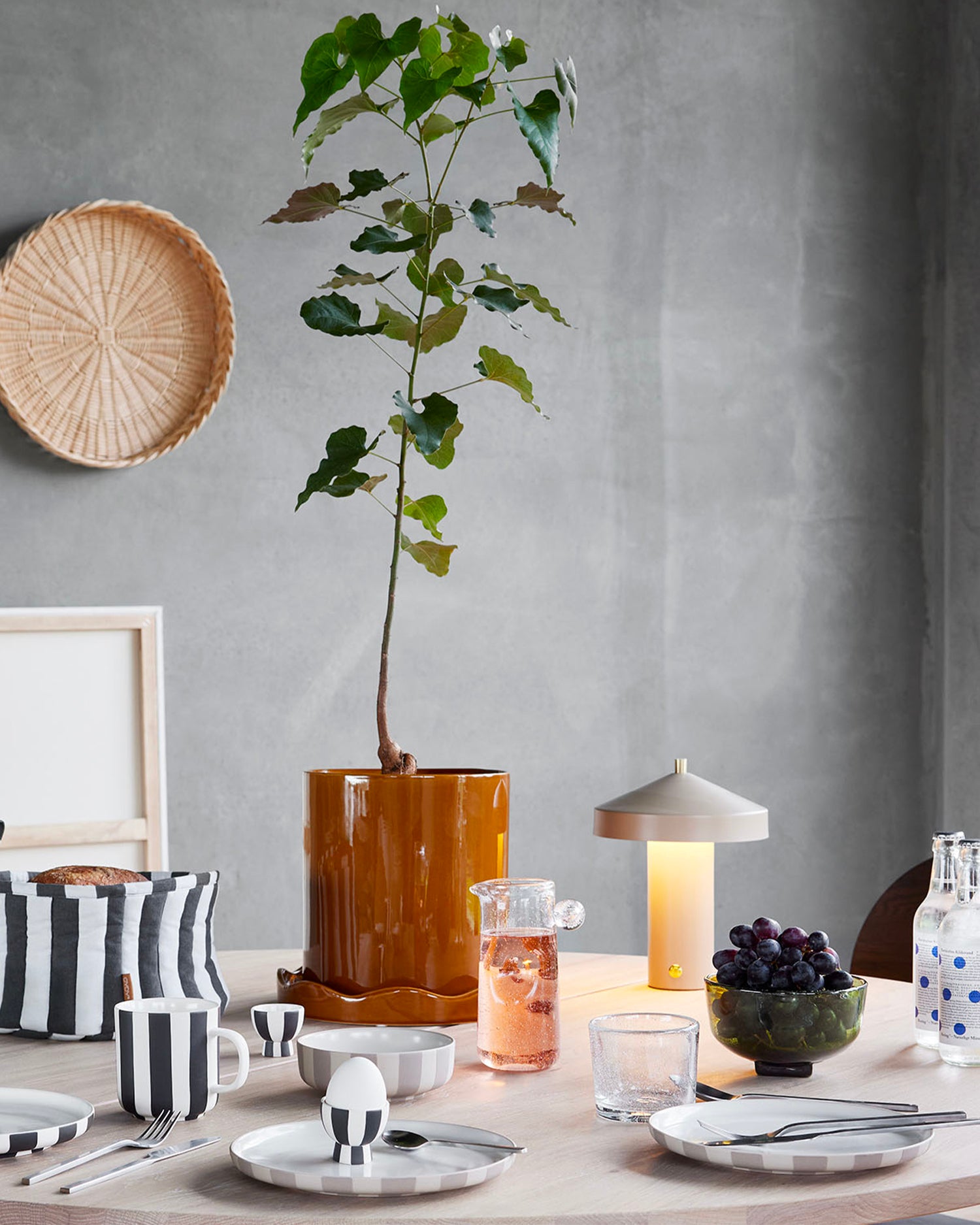 Portavaso grande in grès Nami