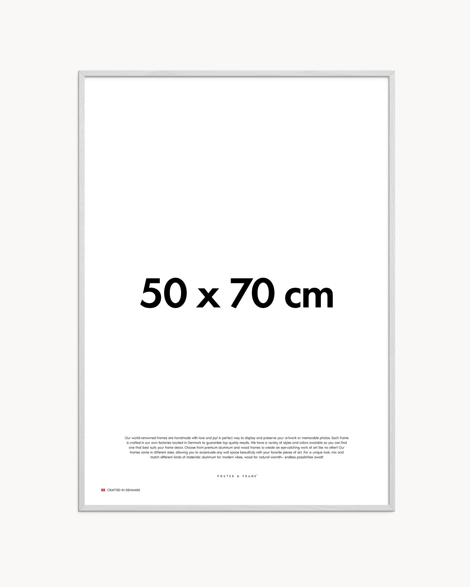 Cornice fatta a mano in legno bianco