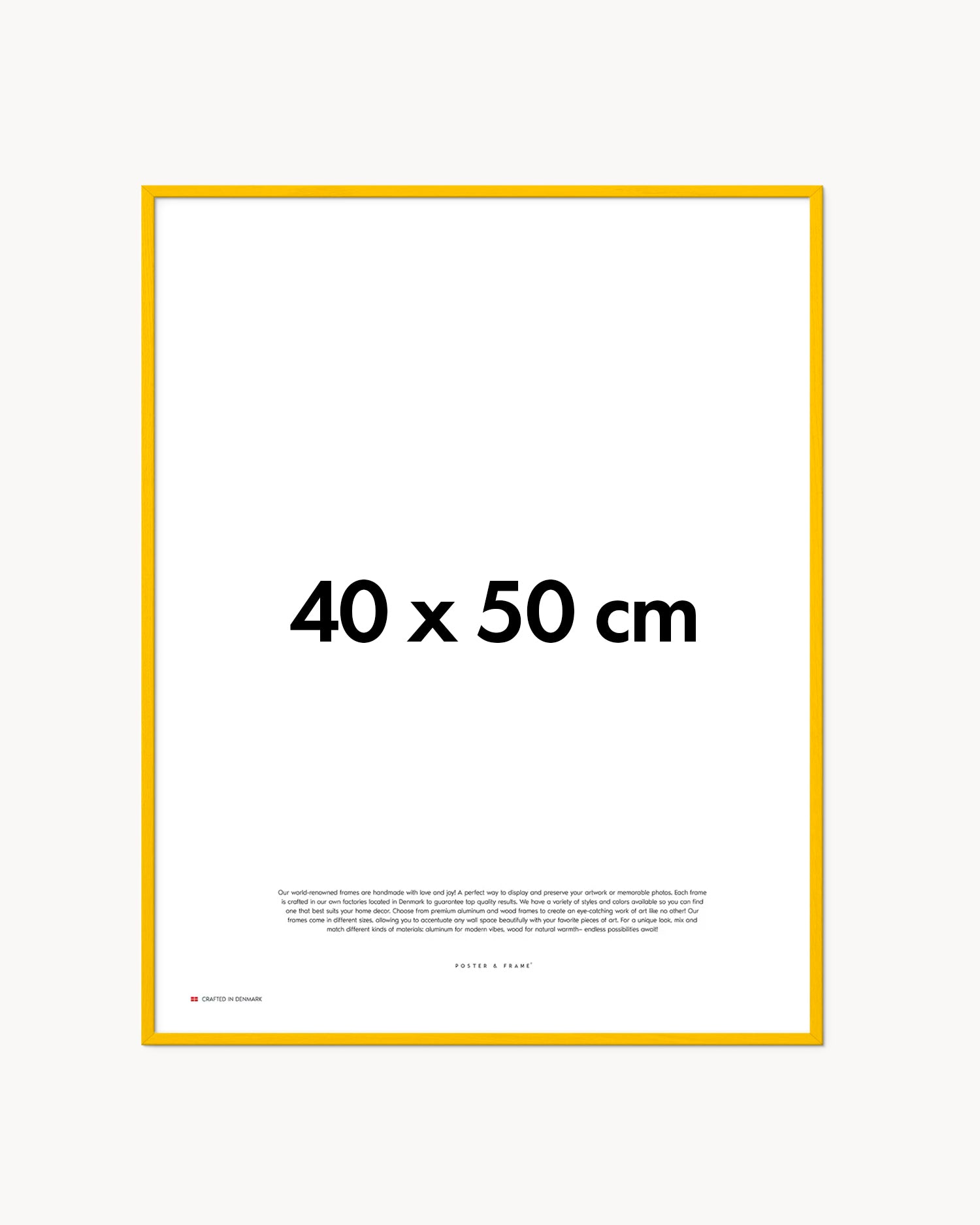 Cornice fatta a mano in legno giallo