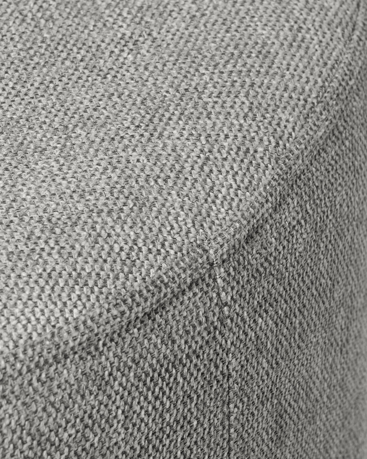 Pouf imbottito con gambe in metallo Camilo - Tessuto