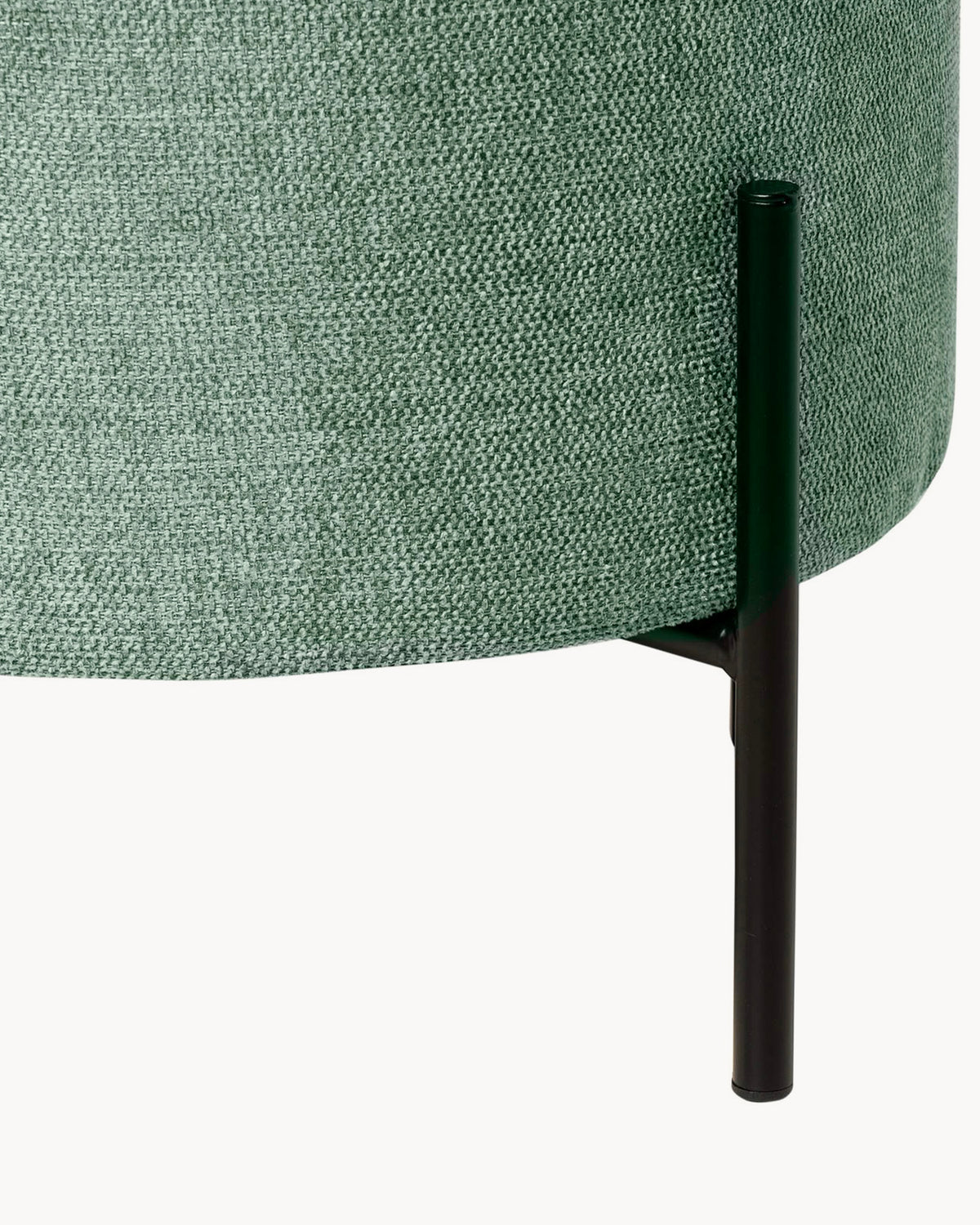 Pouf imbottito con gambe in metallo Herman - Tessuto