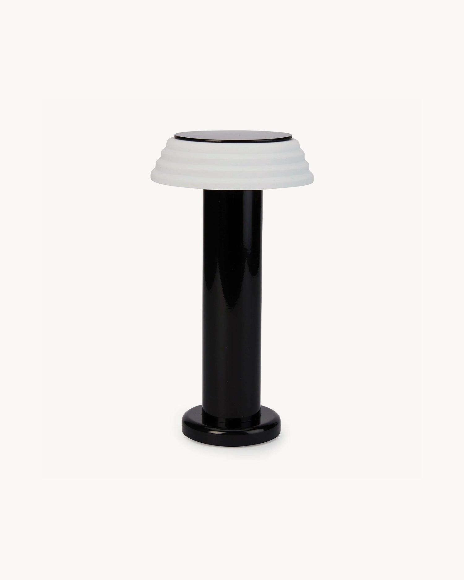 Lampada da tavolo portatile PL1, nera e bianca