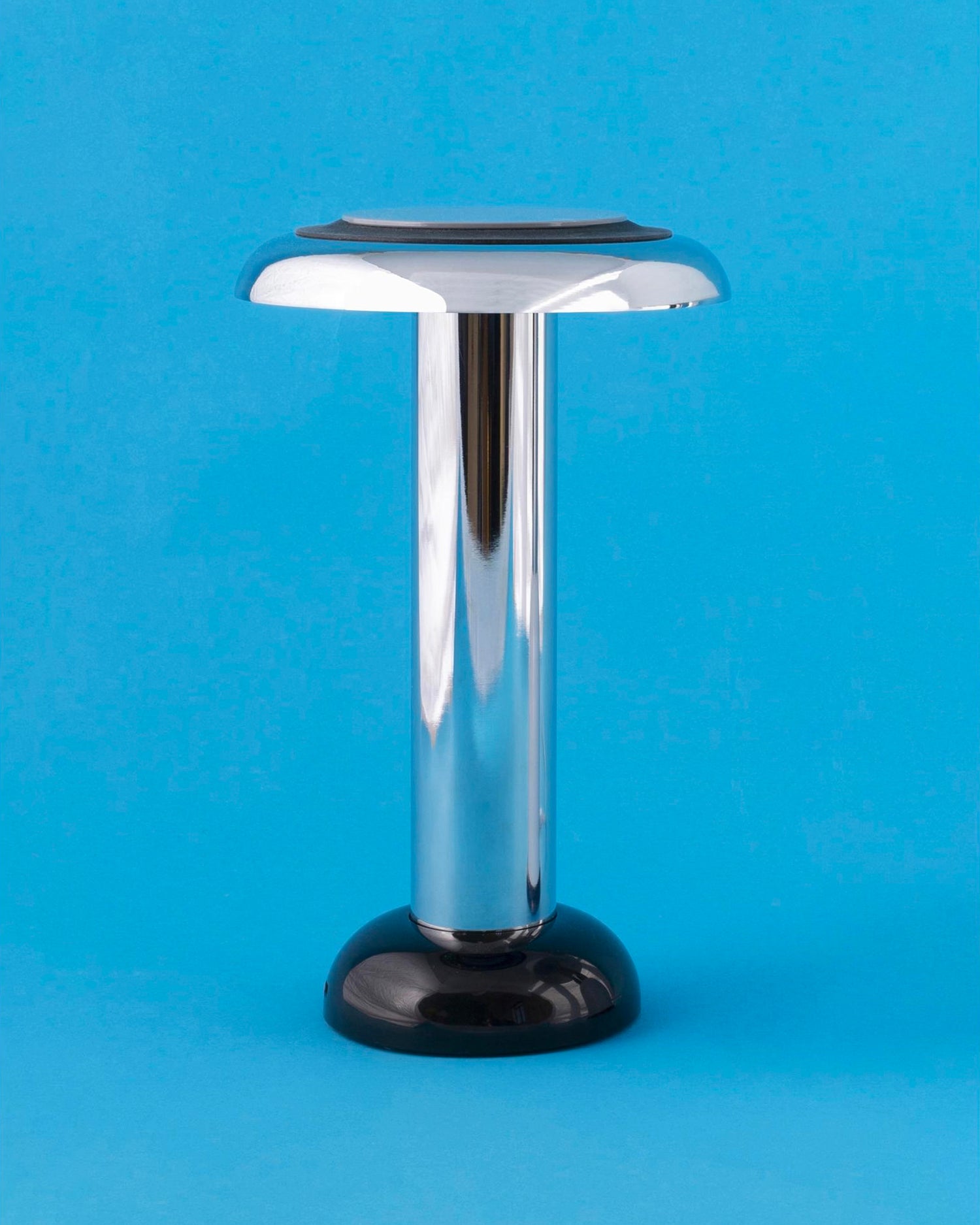 Lampada da tavolo portatile PL6