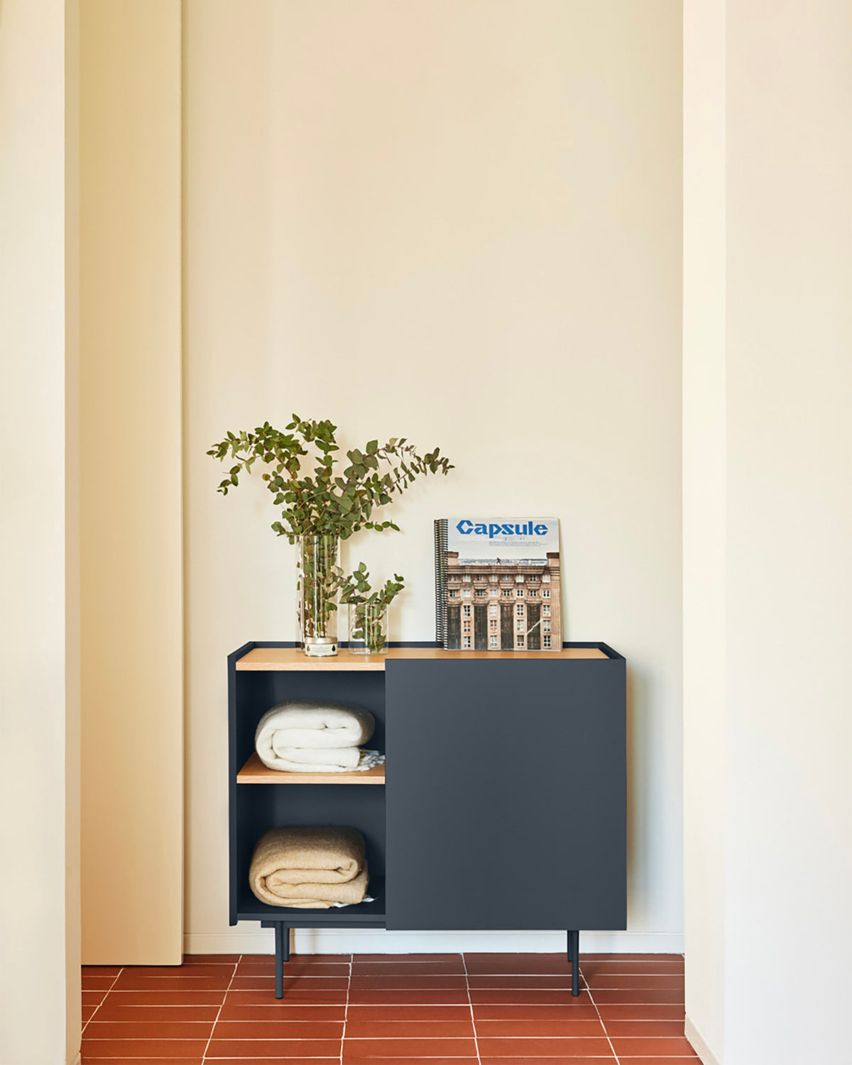 Cassettiera con anta e cassetti Otto