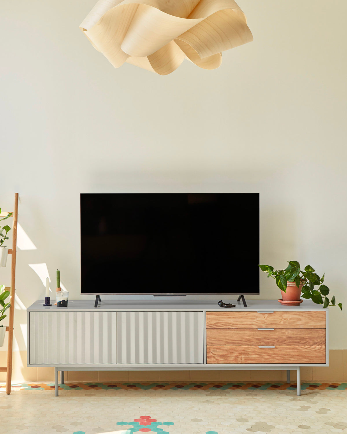 Mobile TV con cassetti in rovere Sierra