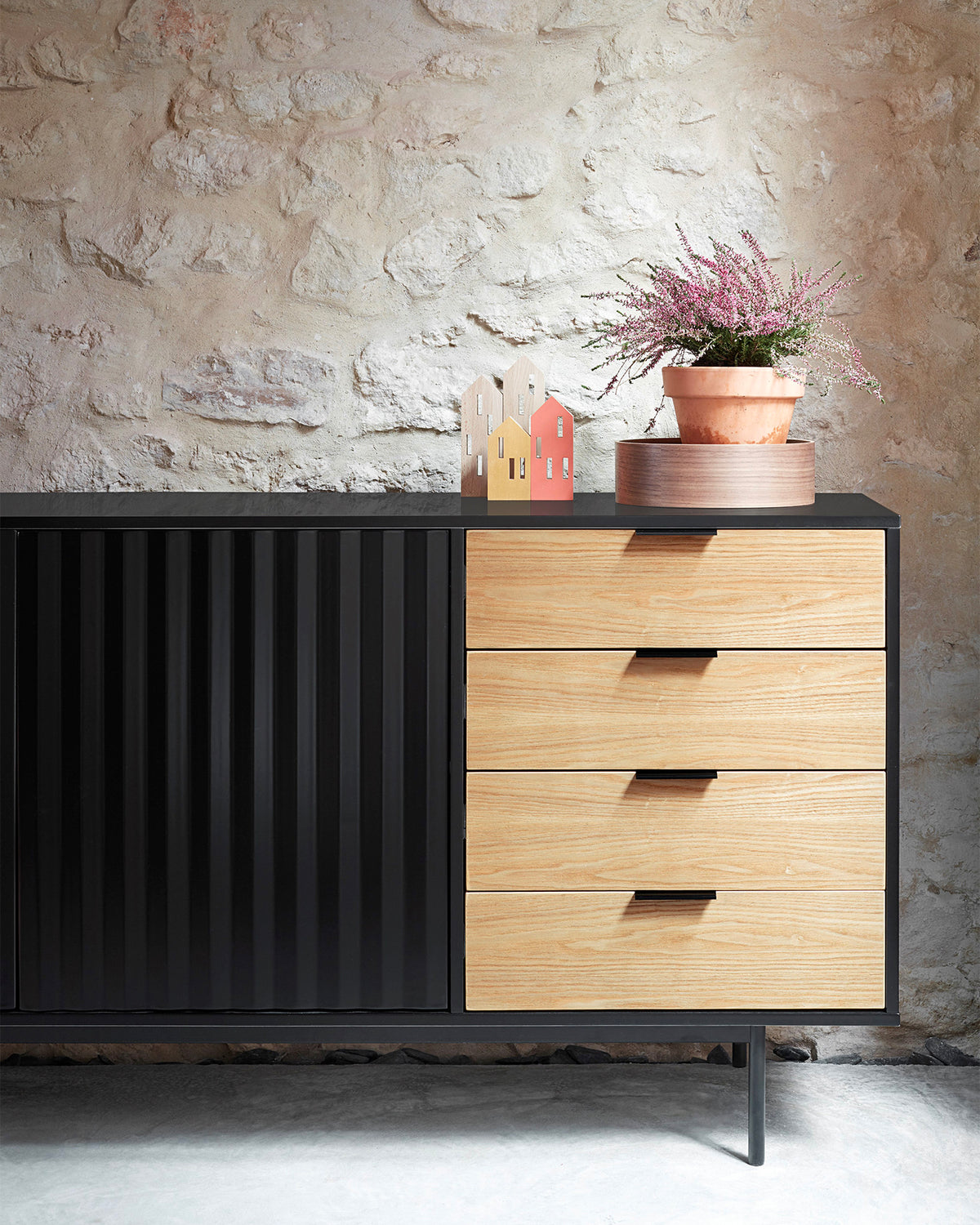Credenza con cassetti in rovere Sierra