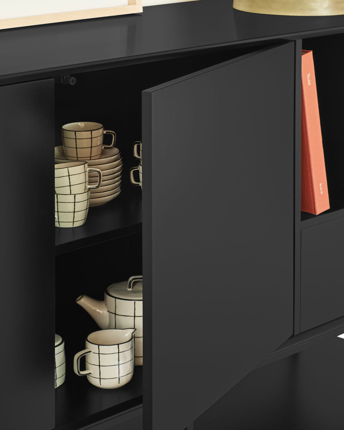 Credenza laccata Platt