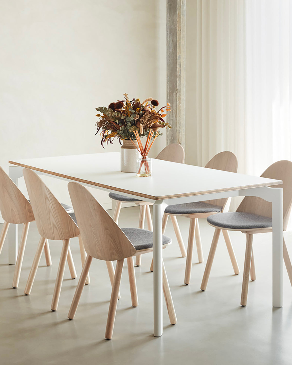 Set di 2 sedie in legno con seduta imbottita Uma