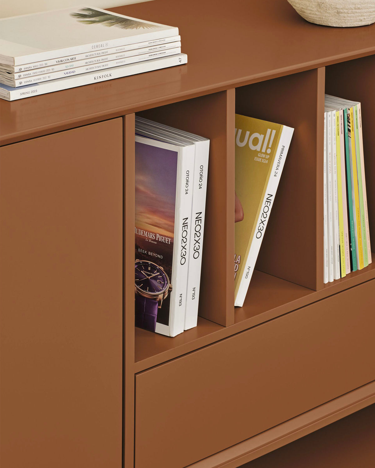 Credenza grande laccata Platt