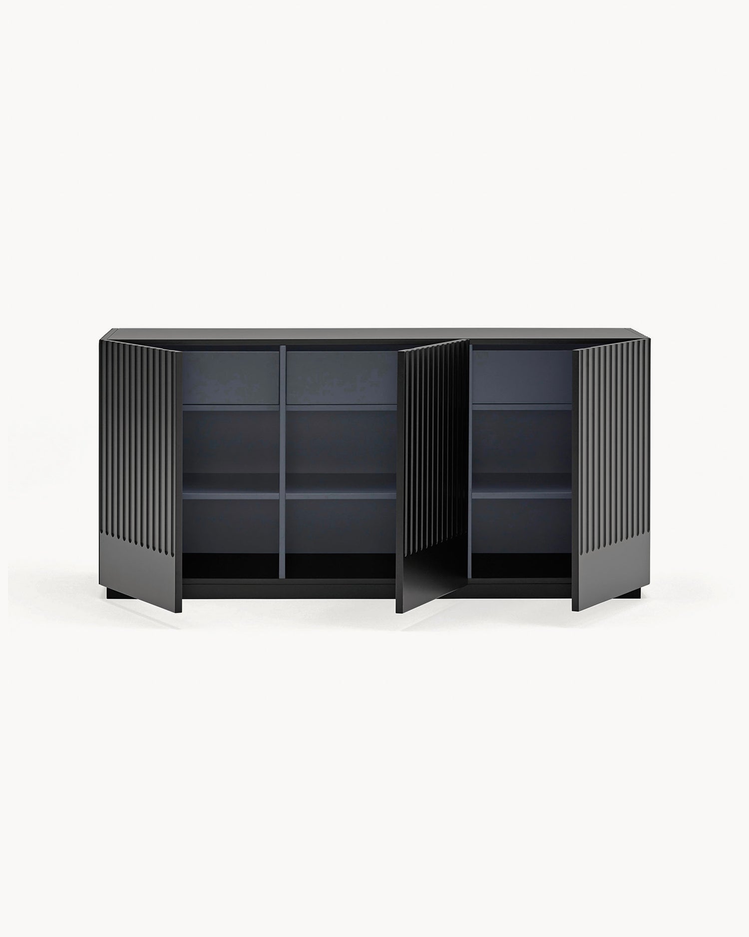 Credenza con ante scanalate Doric