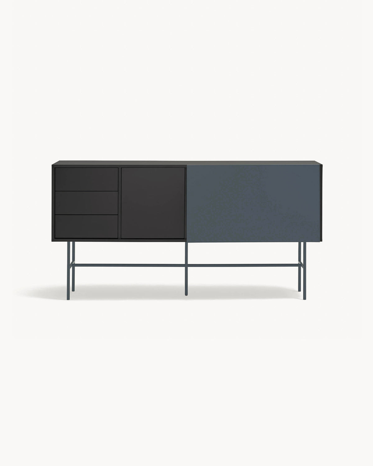 Credenza grande con anta scorrevole Nube