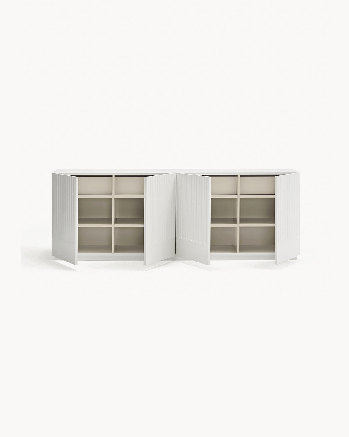 Credenza grande con ante scanalate Doric