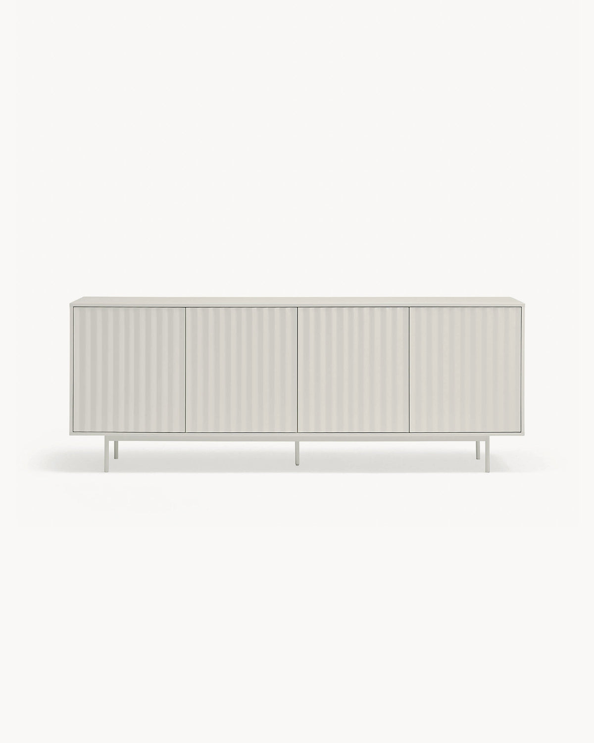 Credenza grande con frontali a rilievo Sierra