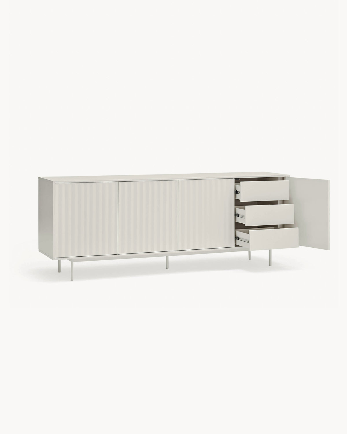 Credenza grande con frontali a rilievo Sierra