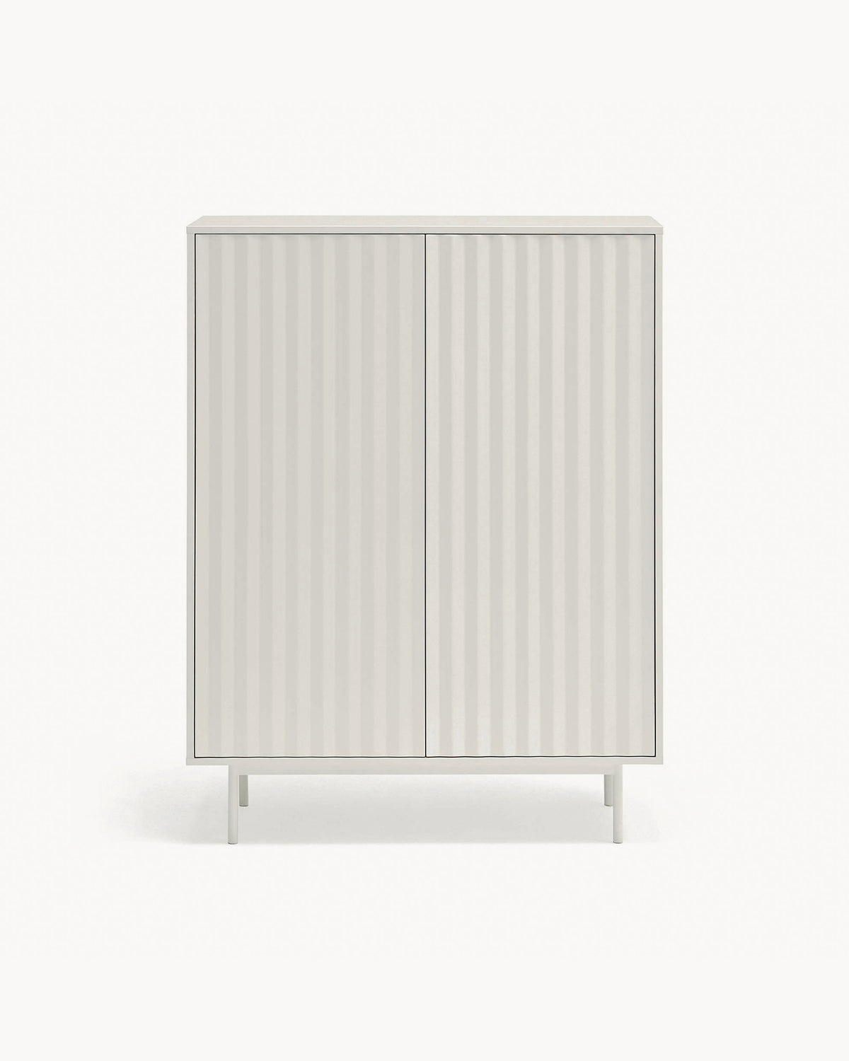 Credenza alta con frontali a rilievo Sierra