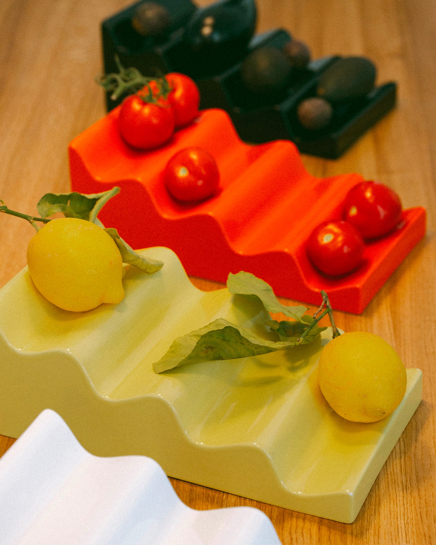 Portafrutta in ceramica Cascade