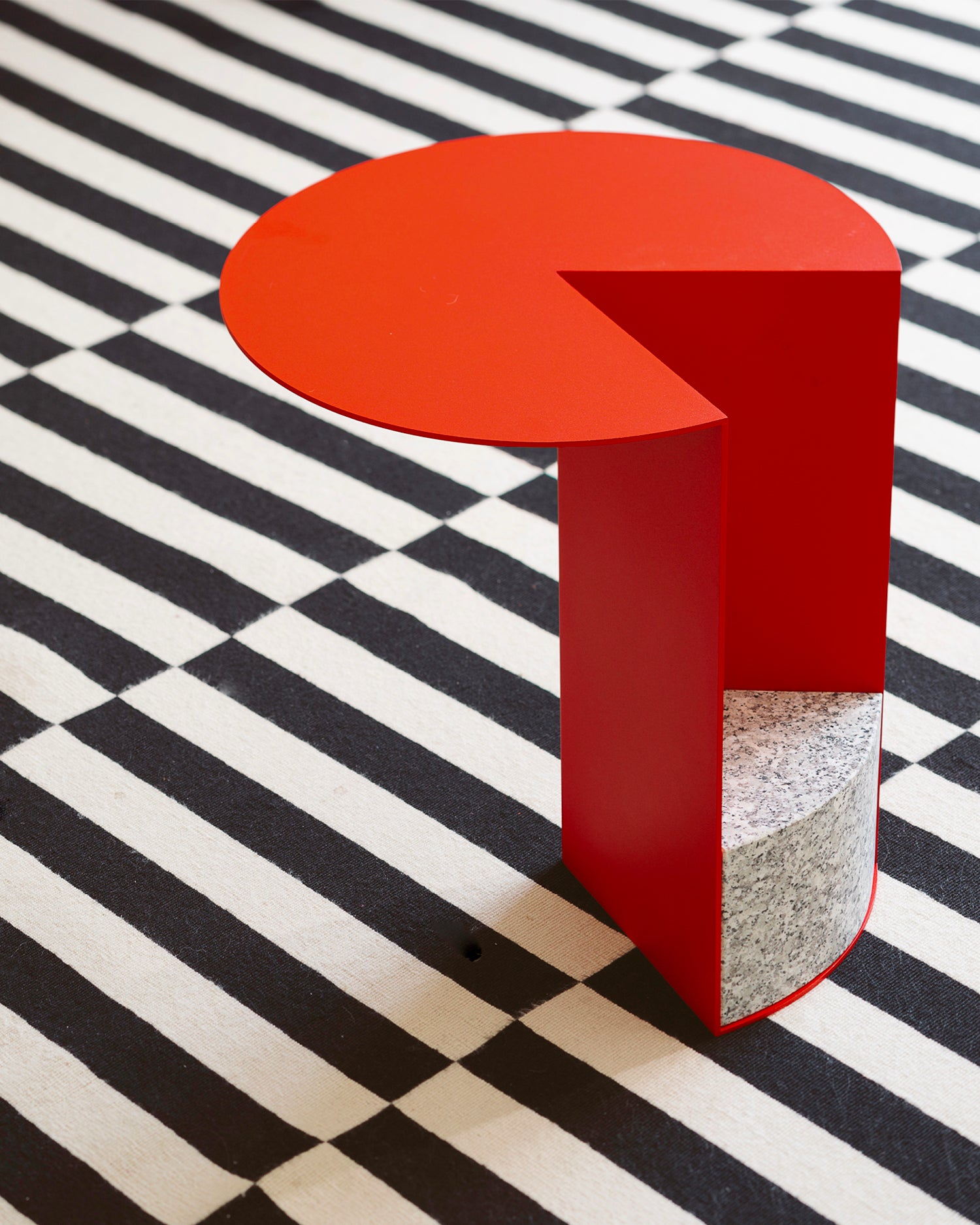 Tavolino in alluminio e granito Pac