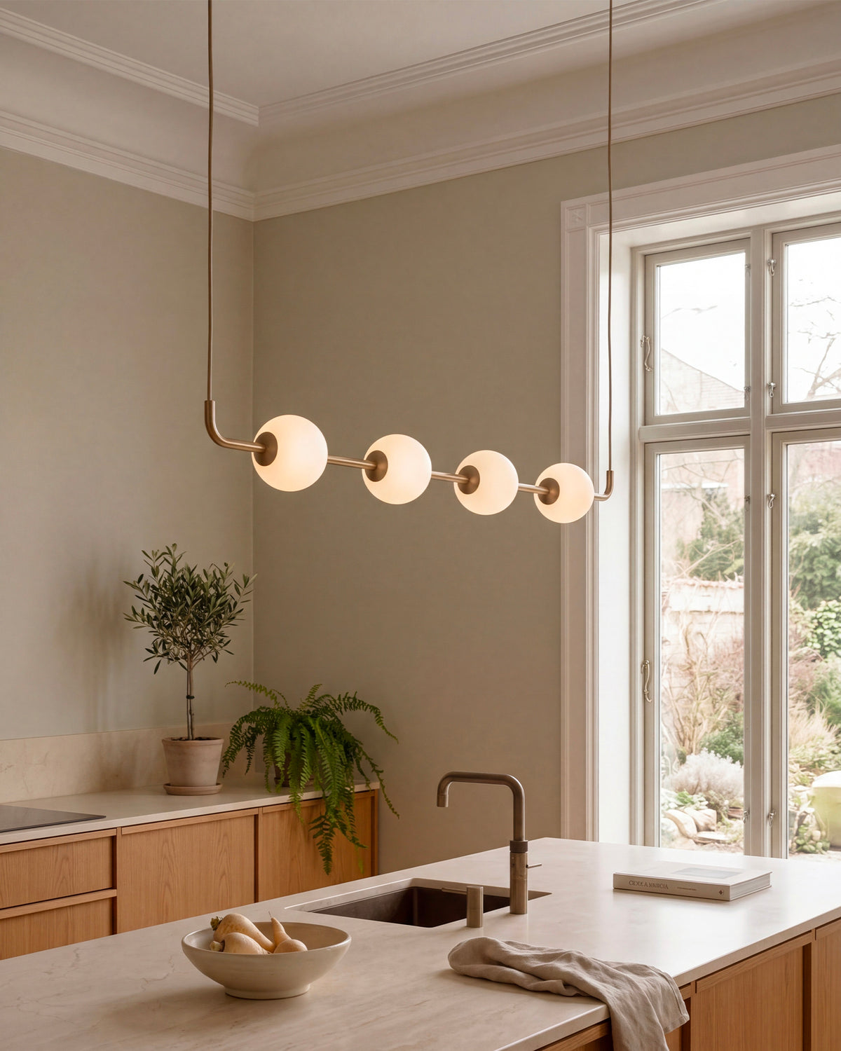 Lampada a sospensione lineare in vetro opale Audrey Linear