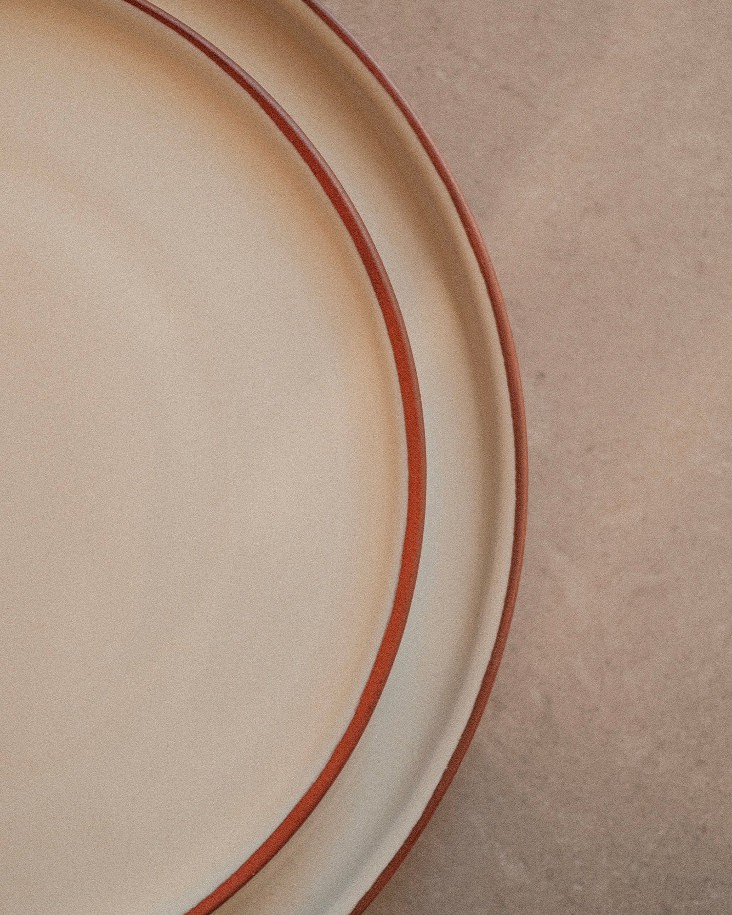 Set 4 piatti piani in terracotta Earth Raw