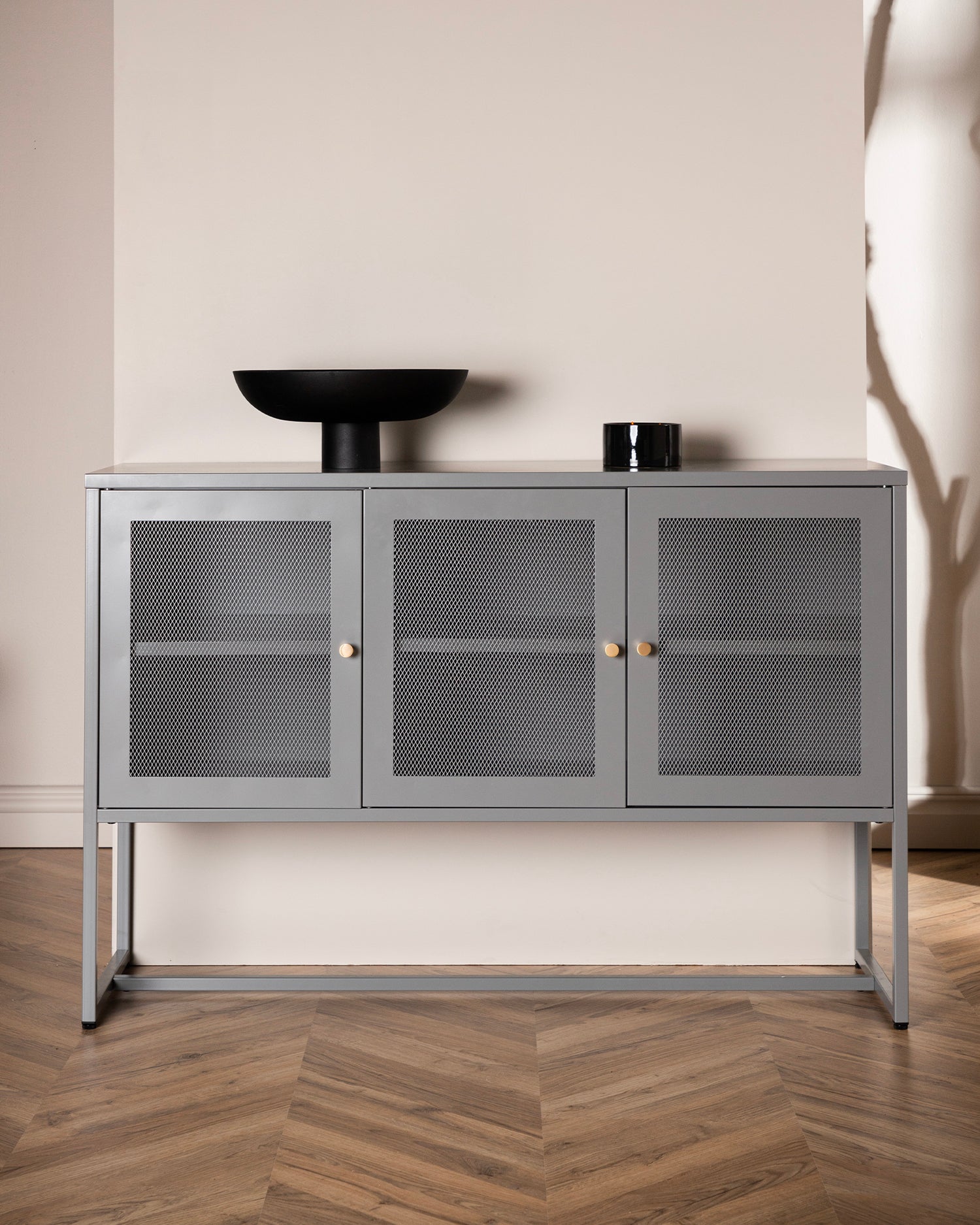 Credenza in metallo Malla