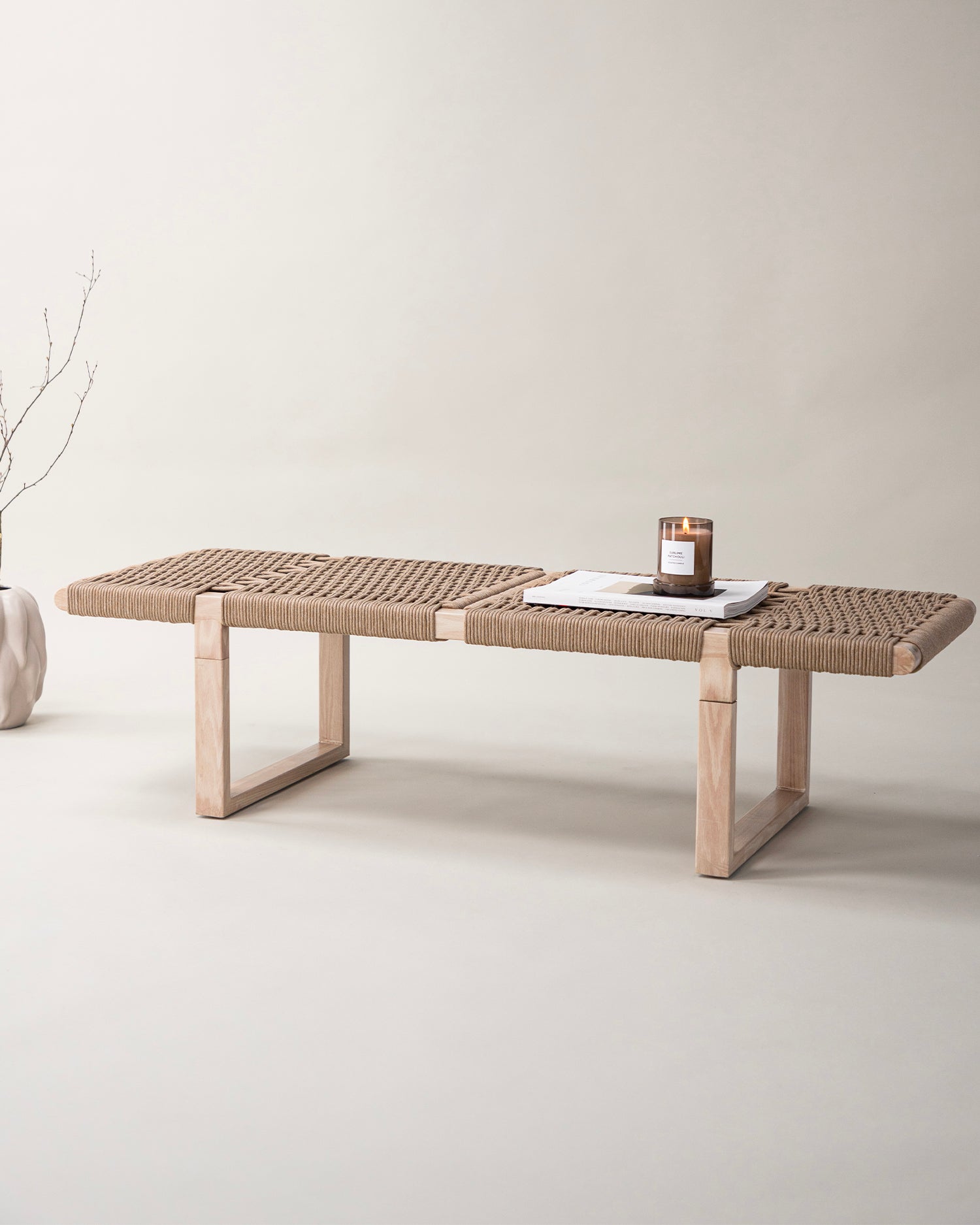 Panca con seduta intrecciata in rattan Ängön