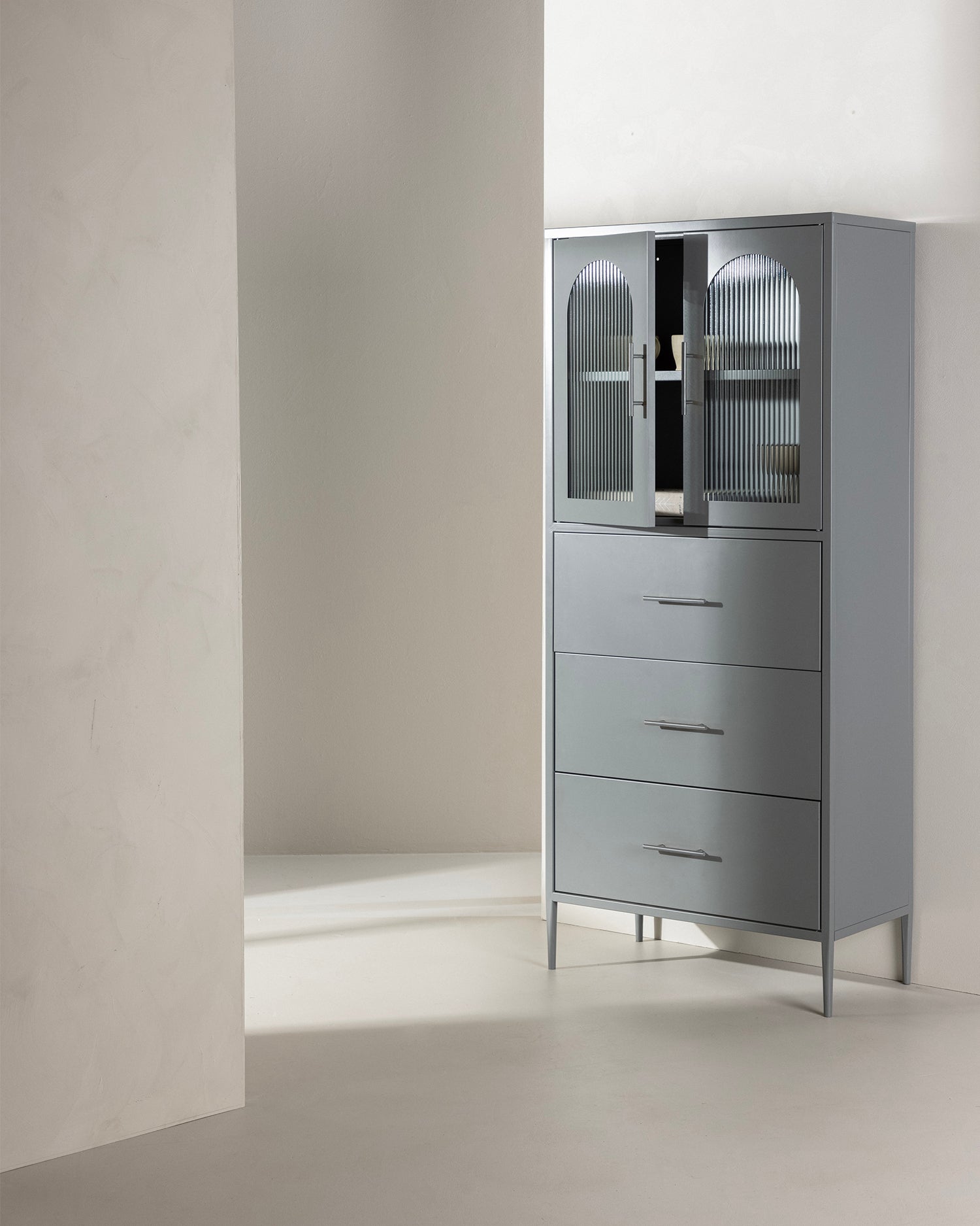 Credenza alta in metallo La Paz