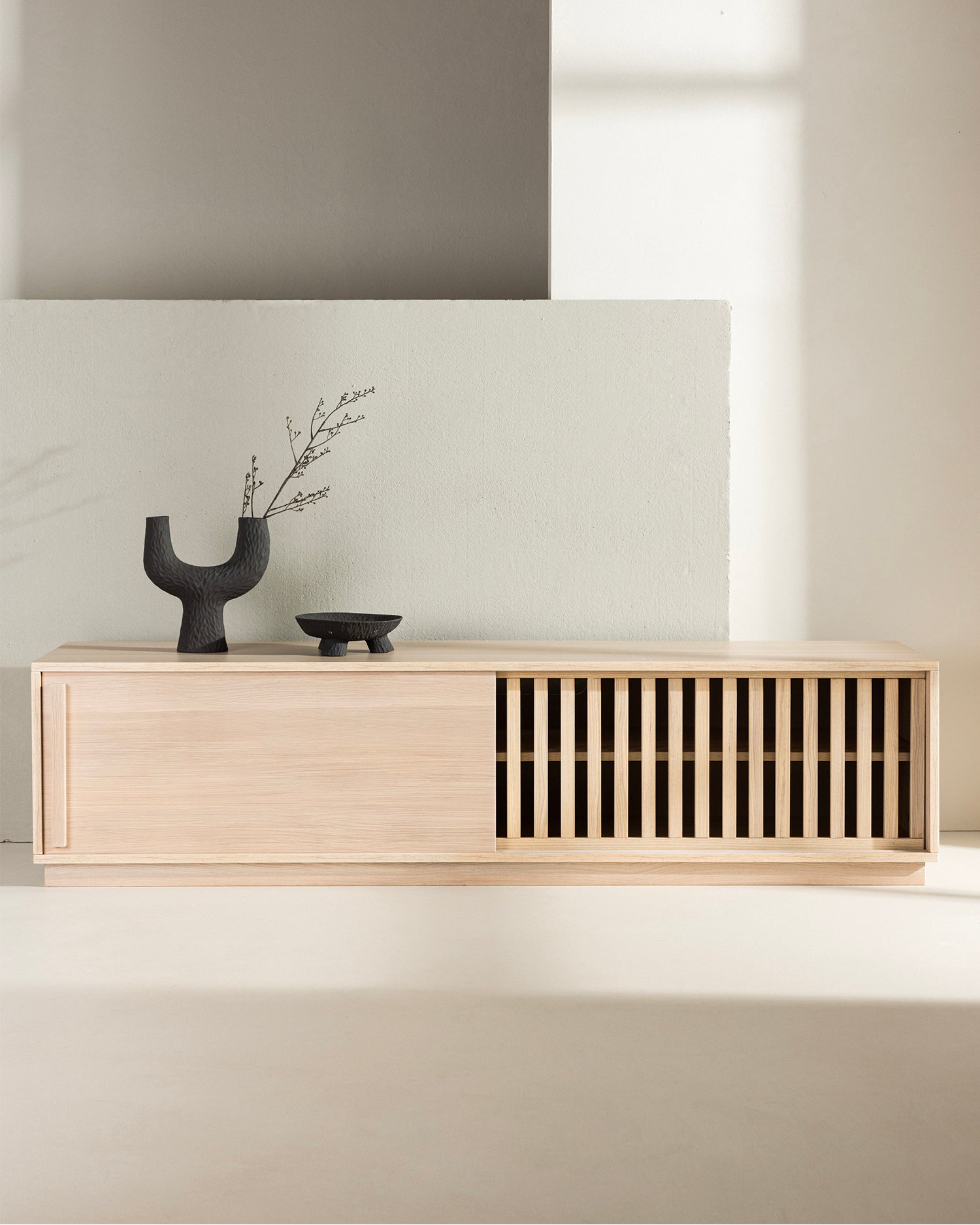 Mobile TV in legno Lugo