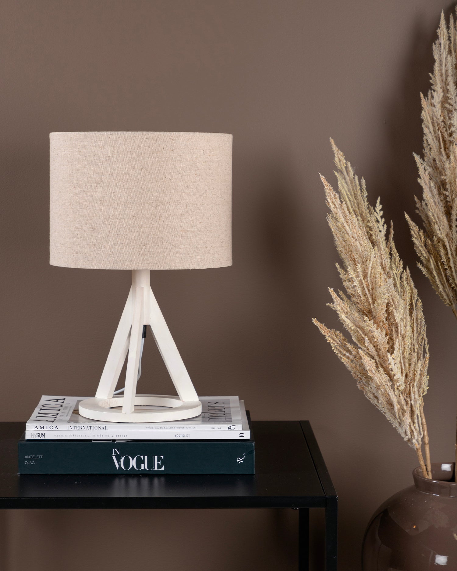 Lampada da tavolo con paralume in lino Kona