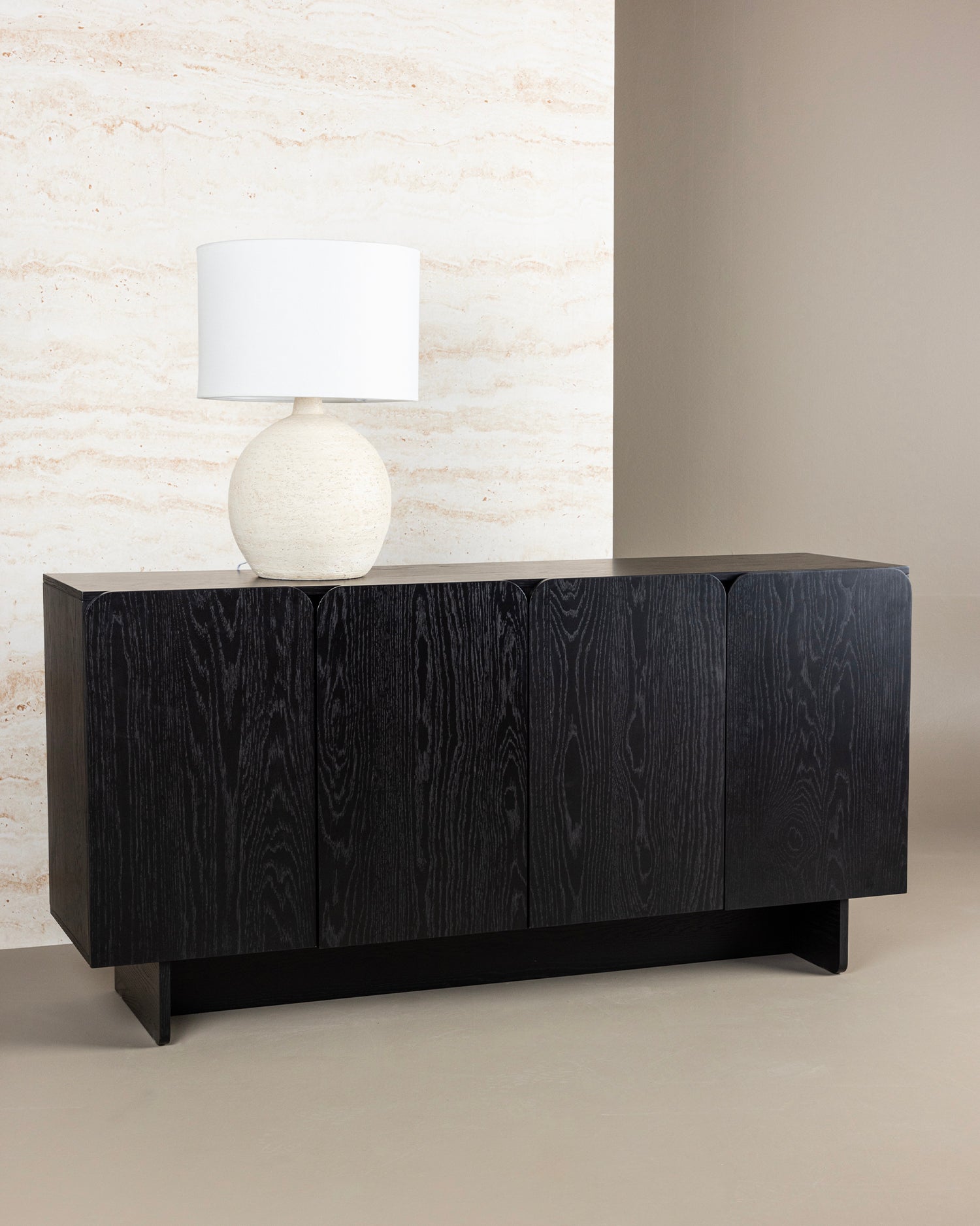 Credenza in legno Tyresö