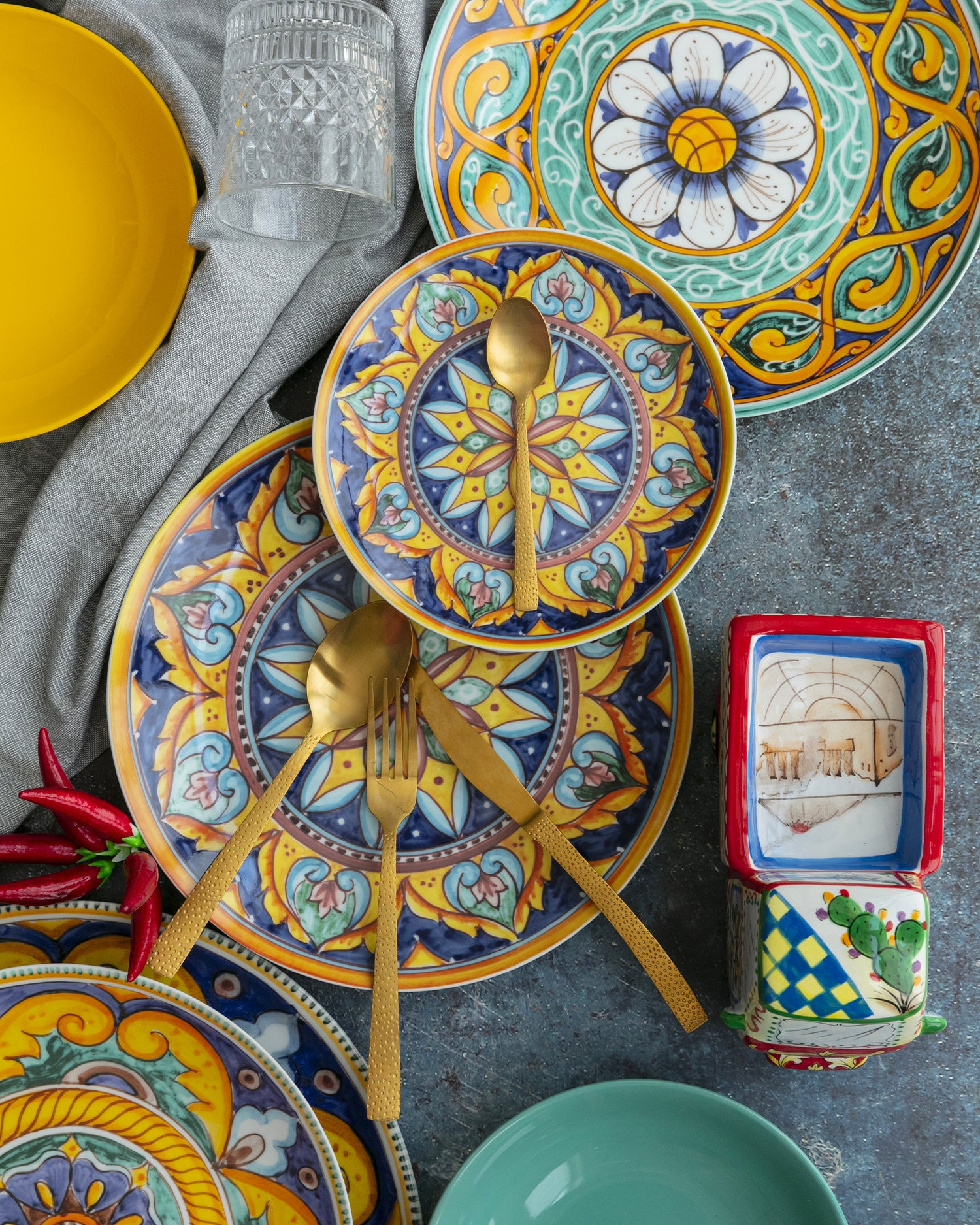 Set 24 posate in acciaio opaco Stone, oro