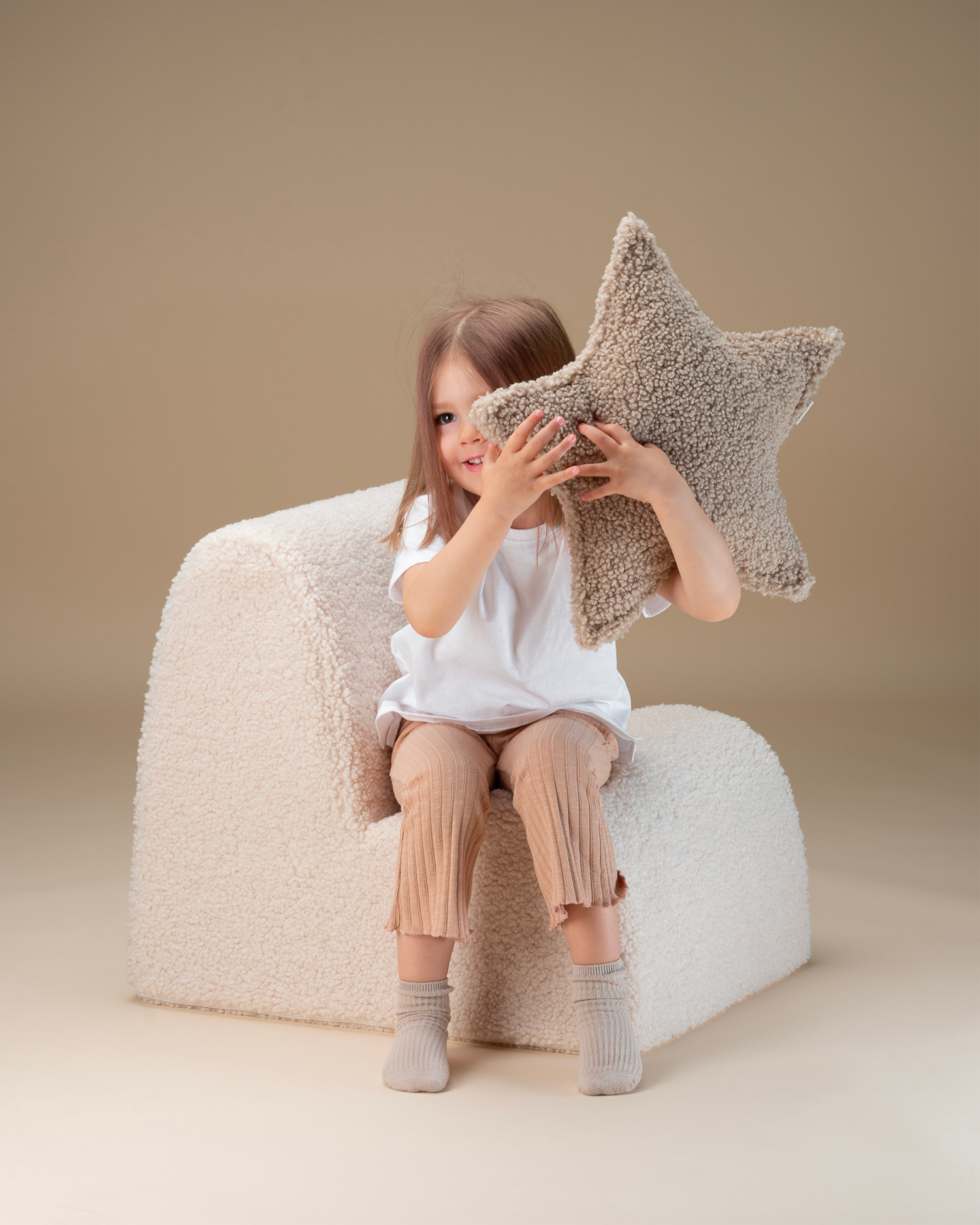 Sedia per bambini in teddy Cloud, bianca
