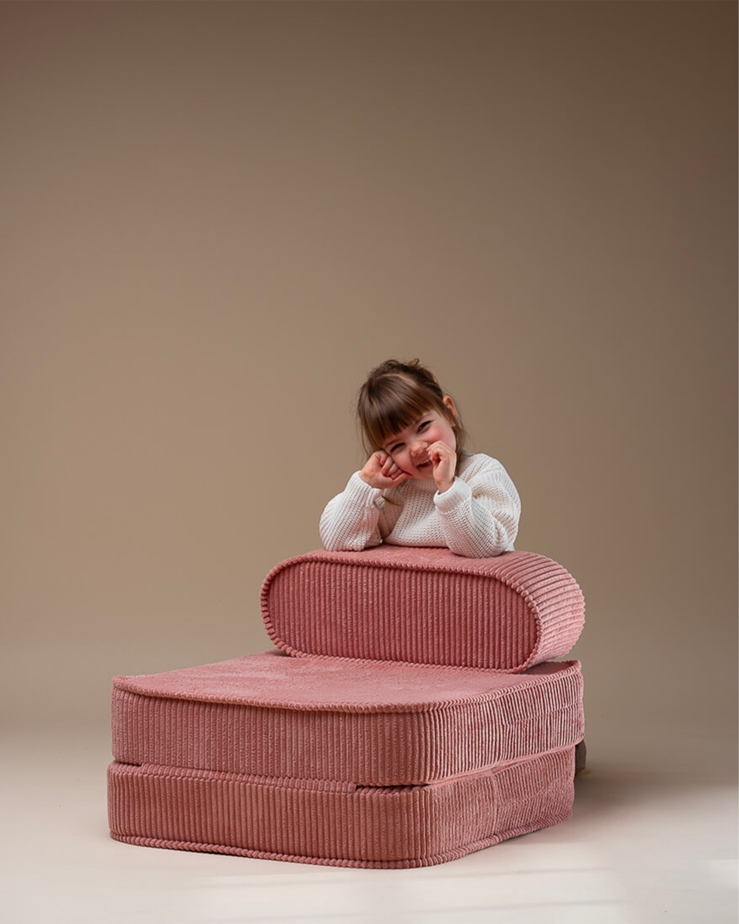 Poltrona per bambini in velluto a coste Flip, rosa