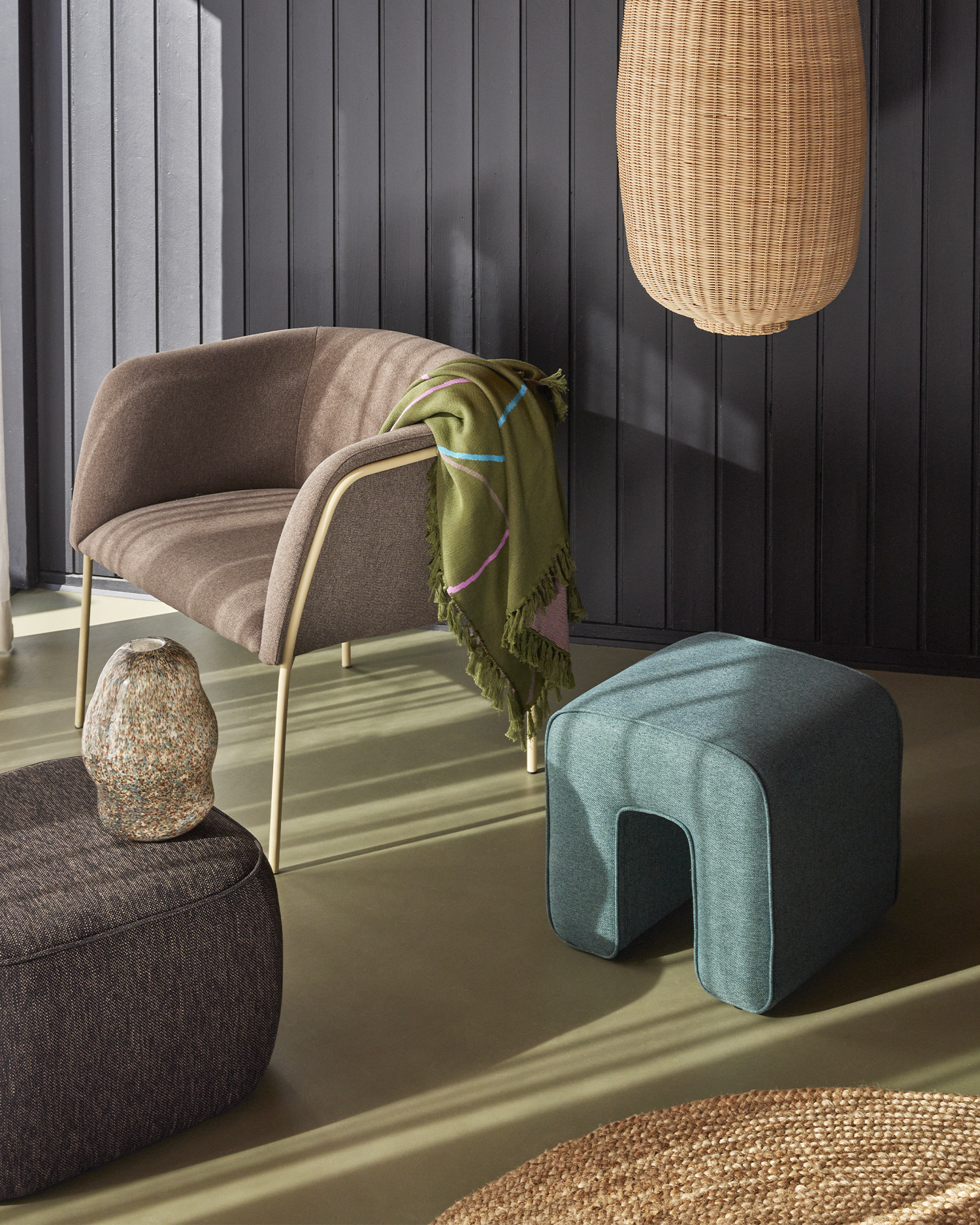 Pouf imbottito Cube, marrone scuro